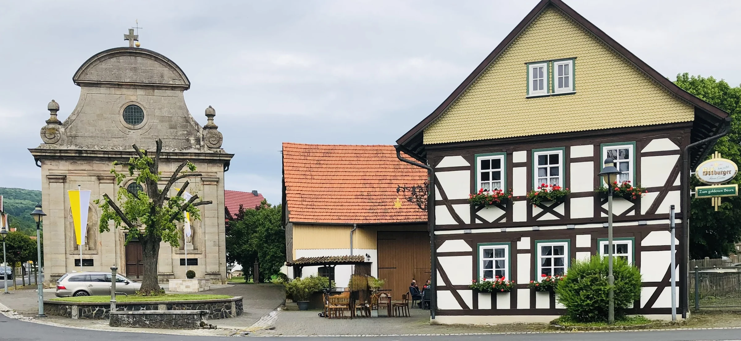 Das Gasthaus Zum goldenen Stern in Kranlucken mit seiner Fachwerkfassade